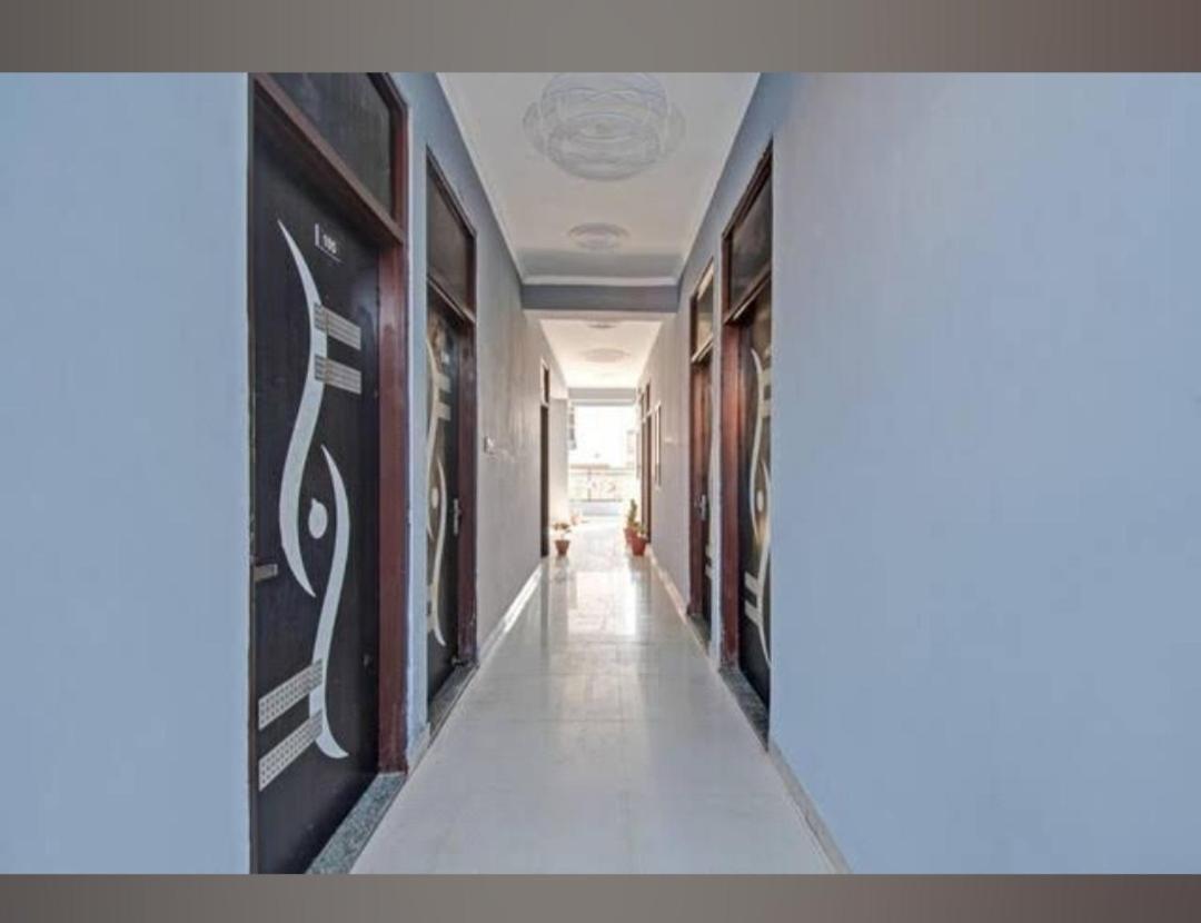 The Aana Inn Hotel ジャイプール エクステリア 写真